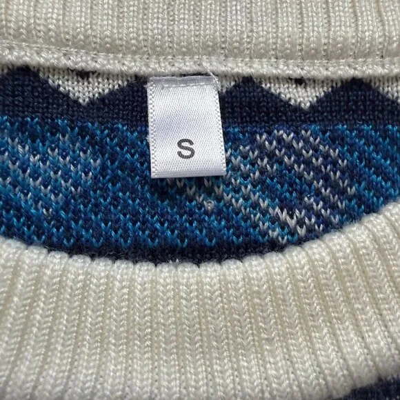 ONLY FANS Festive Holiday Scandinavian Snowflake Sweater Blue White - Picture 8 of 8